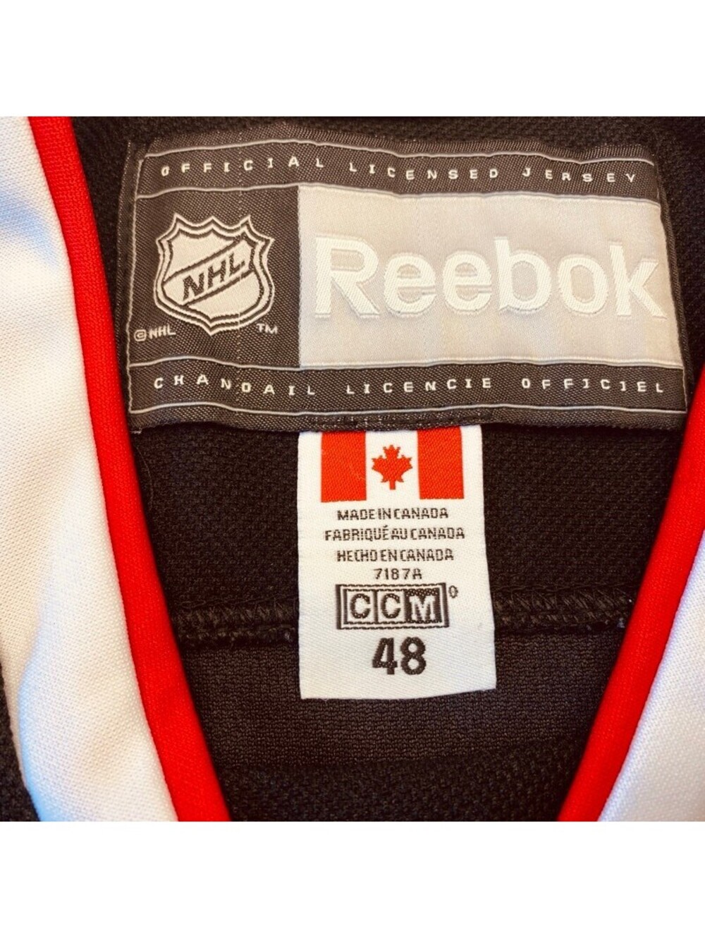 Reebok NHL Chicago Blackhawks Hockey Jersey Size 48 CCM Made in Canada 10063 - Picture 4 of 9